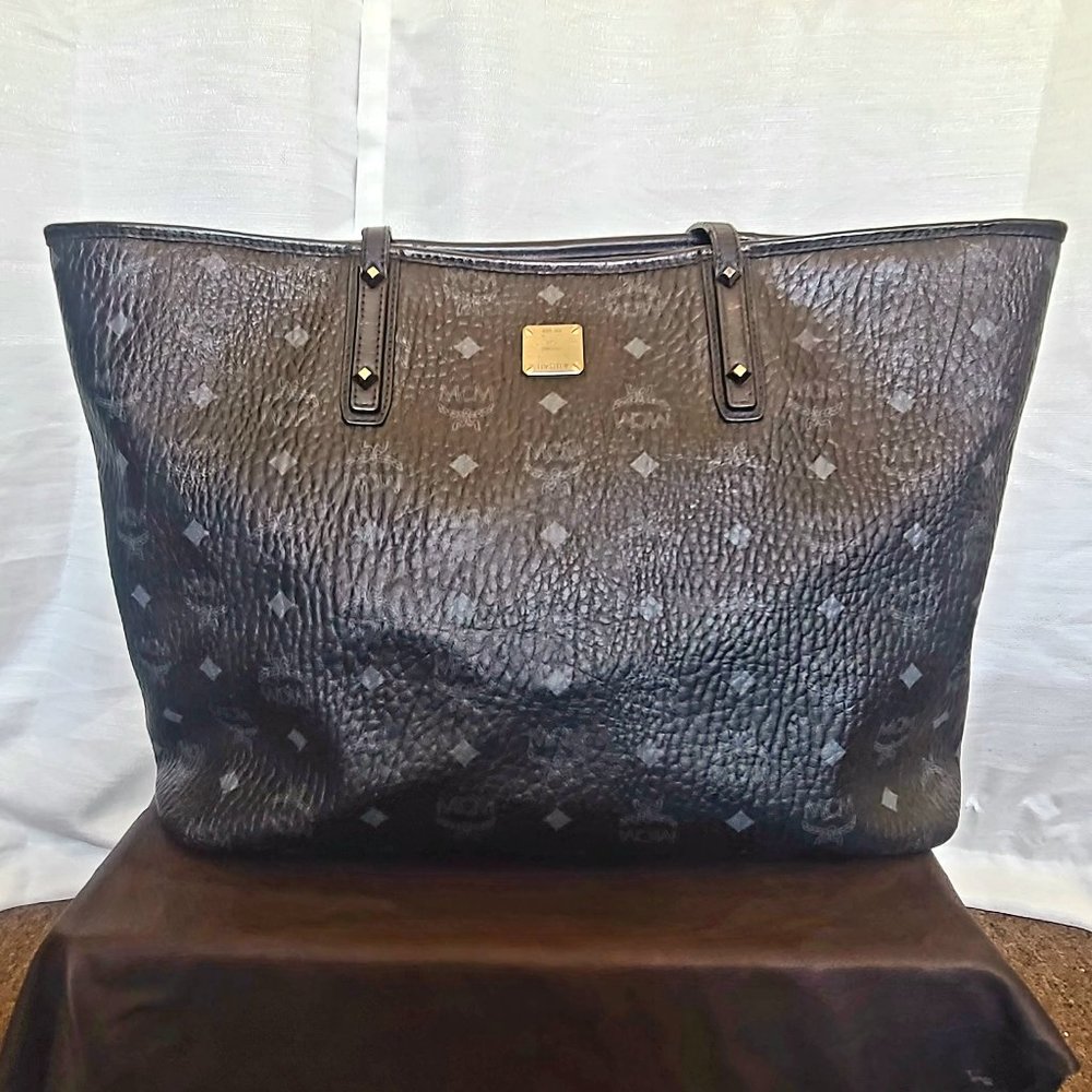 MCM Anya Medium Shopper Tote